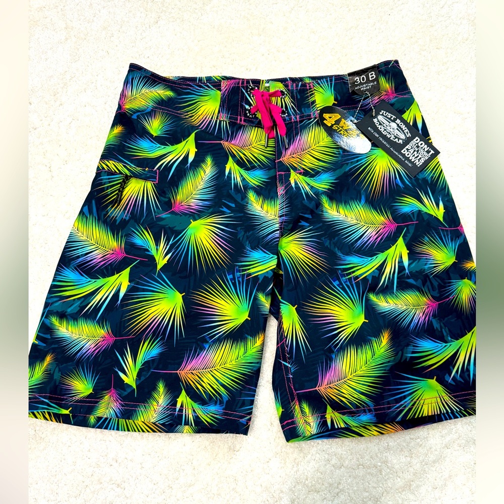 NWT - Mens (sz30 waist) Just Bones Boardwear - Hummingbird Boardshort